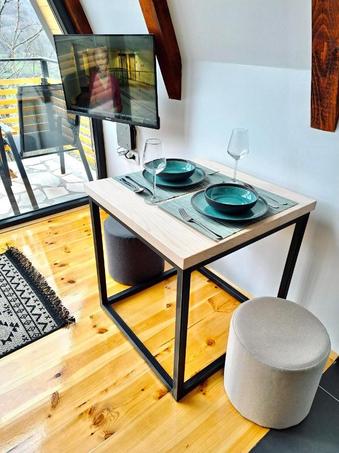 Fern Farm Tiny Home モイコヴァツ エクステリア 写真