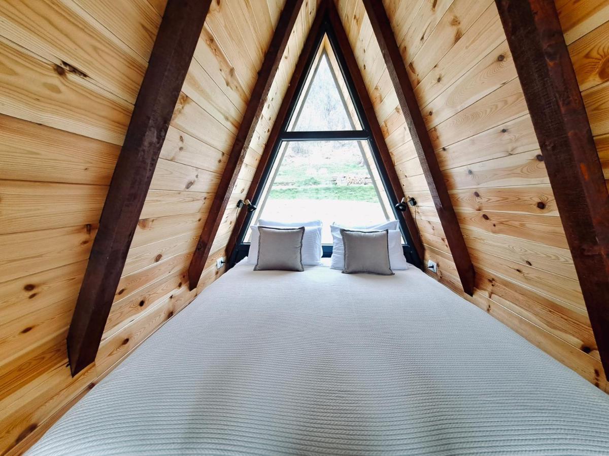Fern Farm Tiny Home モイコヴァツ エクステリア 写真