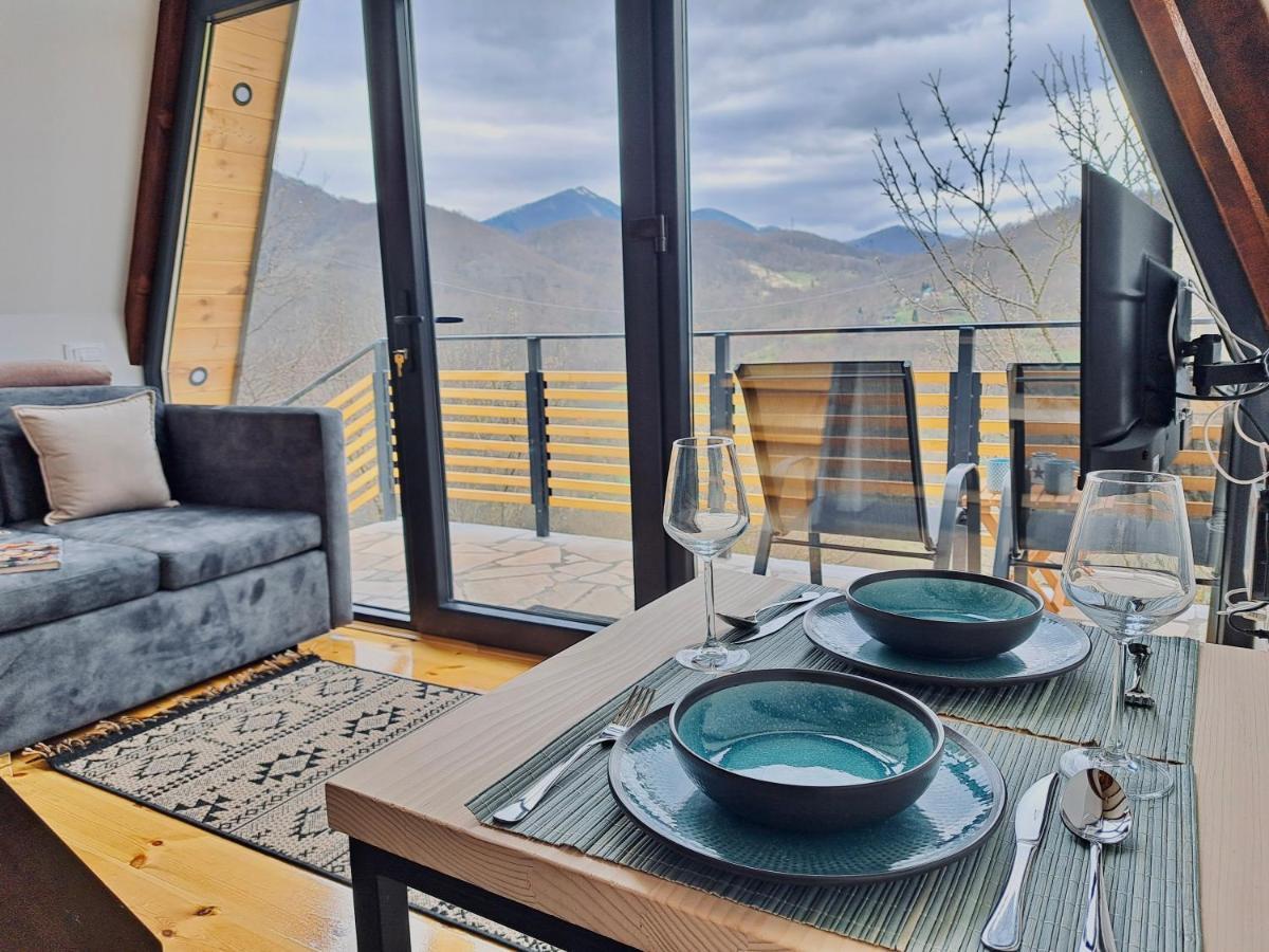 Fern Farm Tiny Home モイコヴァツ エクステリア 写真