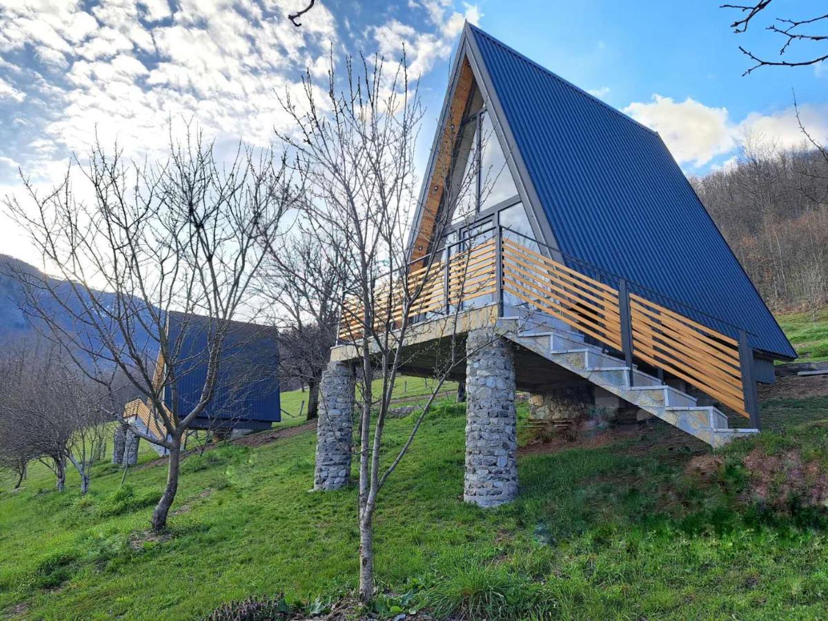 Fern Farm Tiny Home モイコヴァツ エクステリア 写真
